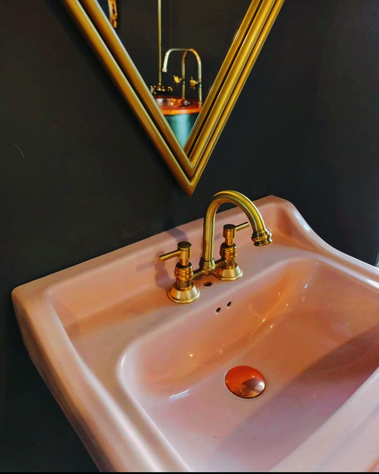 Mezclador 4 pulgadas cuello curvo para lavamanos de mesa