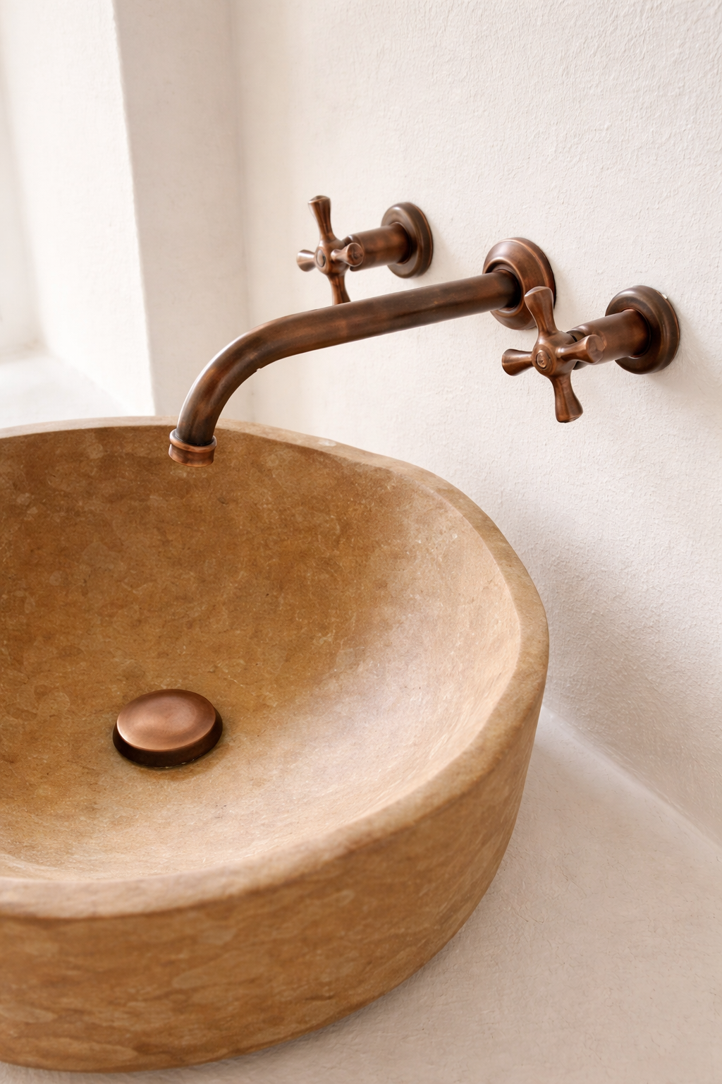 Grifería para lavamanos de pared