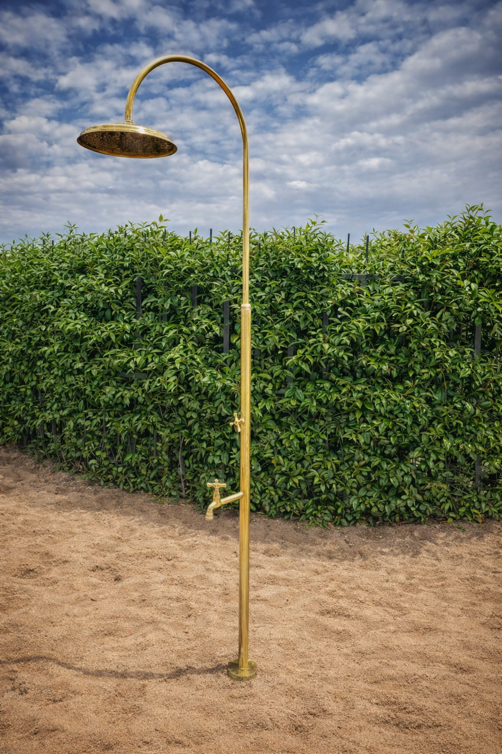 Ducha en bronce para zonas costeras Sinú Design